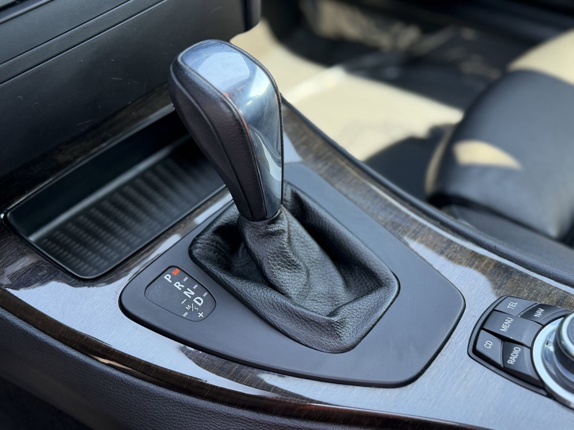 Used 2011 BMW 335i Convertible image 23