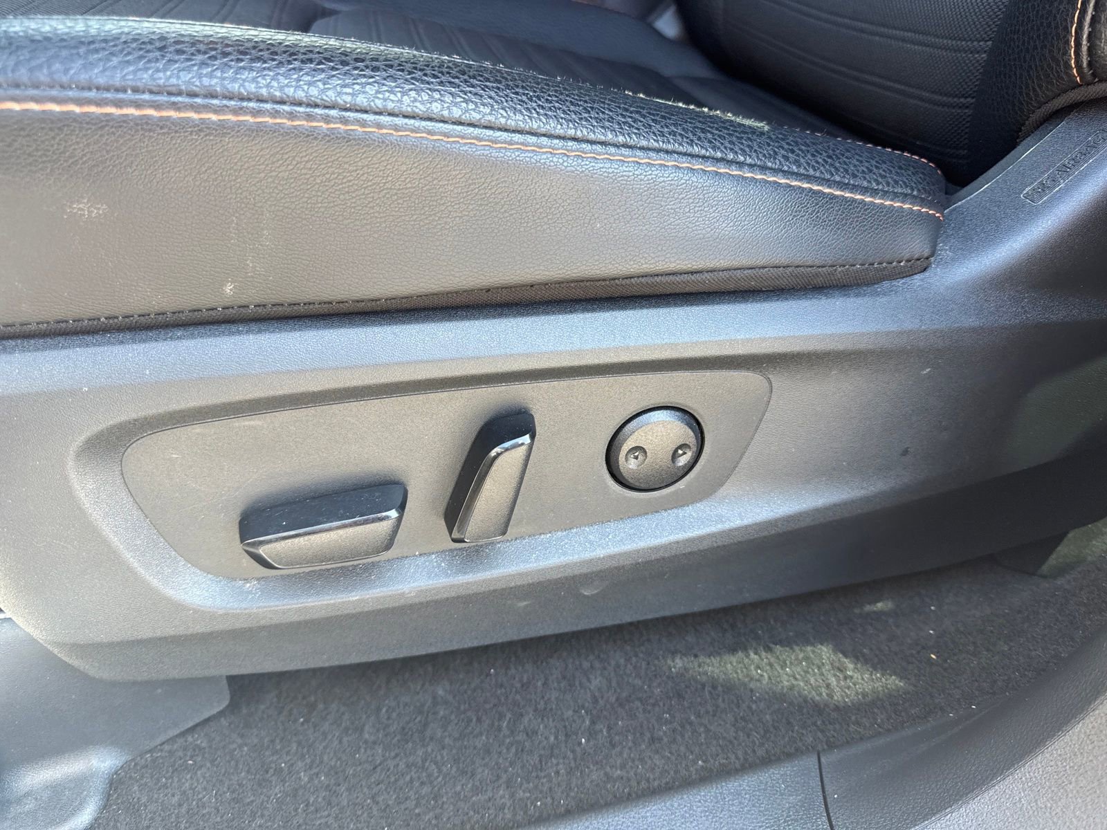 Used 2025 Nissan Pathfinder Rock Creek image 23