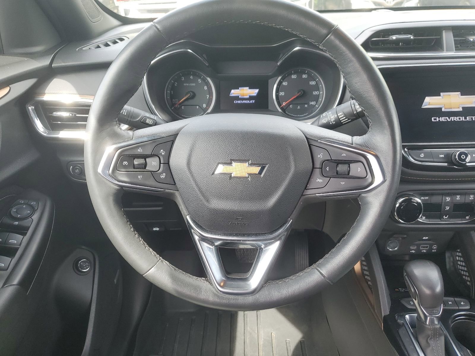 Used 2022 Chevrolet TrailBlazer ACTIV w/ Sun and Liftgate Package FWD image 11