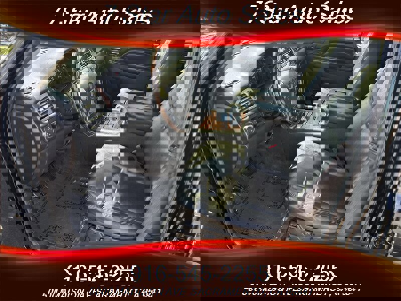 Used 2014 GMC Yukon XL Denali image 11