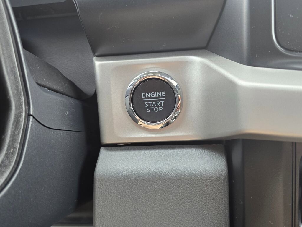 New 2026 Ford F350 XLT w/ XLT Premium Package image 25