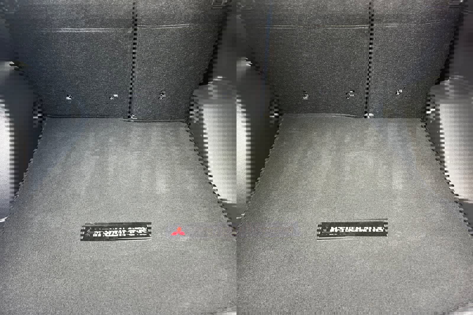 Used 2025 Mitsubishi Eclipse Cross SE image 18