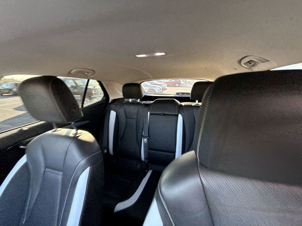 Certified 2025 Buick Envision Sport Touring image 28