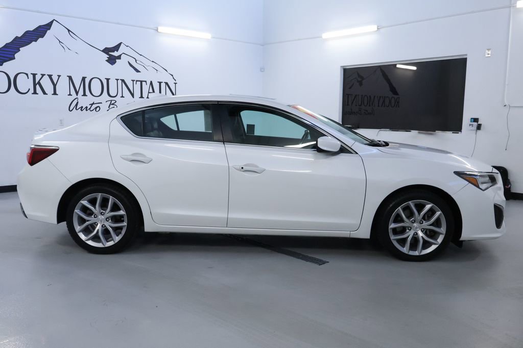 Used 2020 Acura ILX image 8