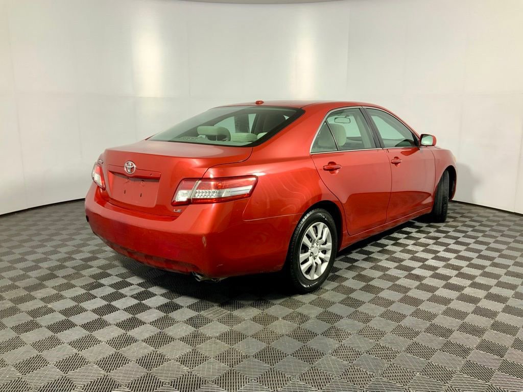 Used 2010 Toyota Camry FWD image 13
