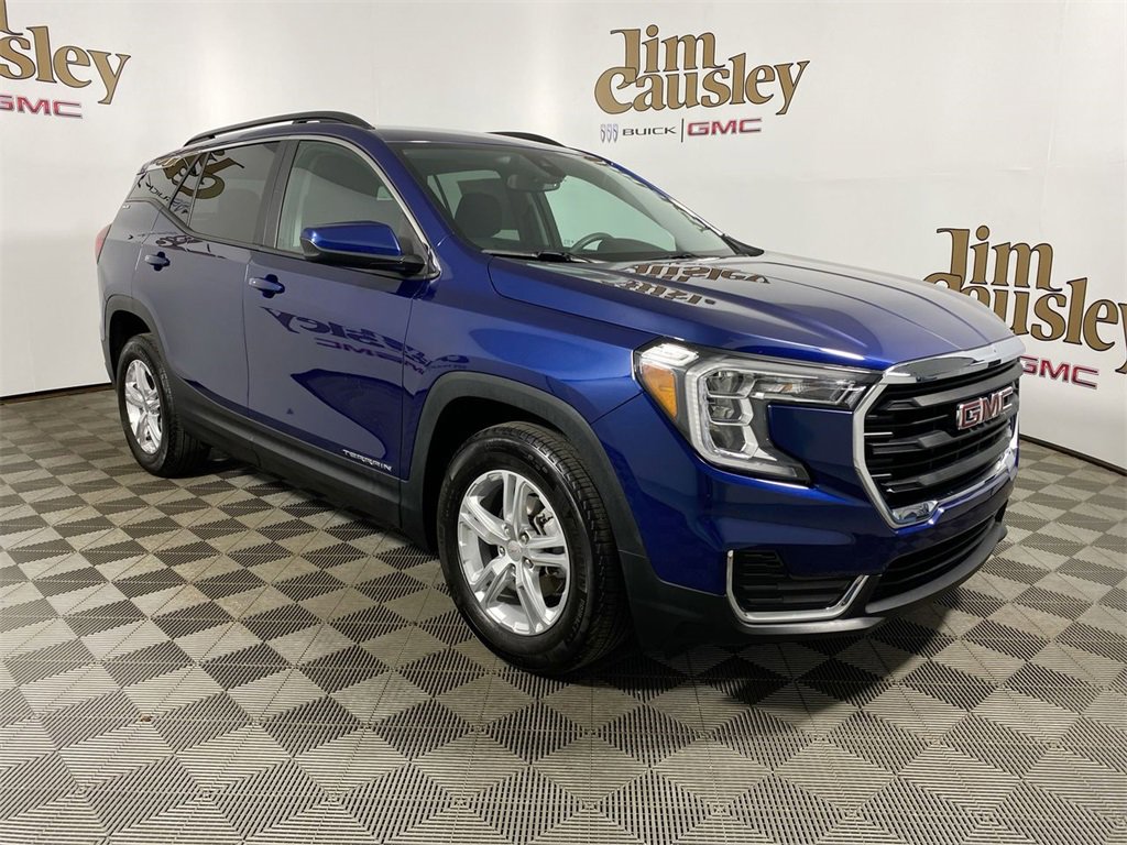 Certified 2022 GMC Terrain SLE w/ Driver Convenience Package