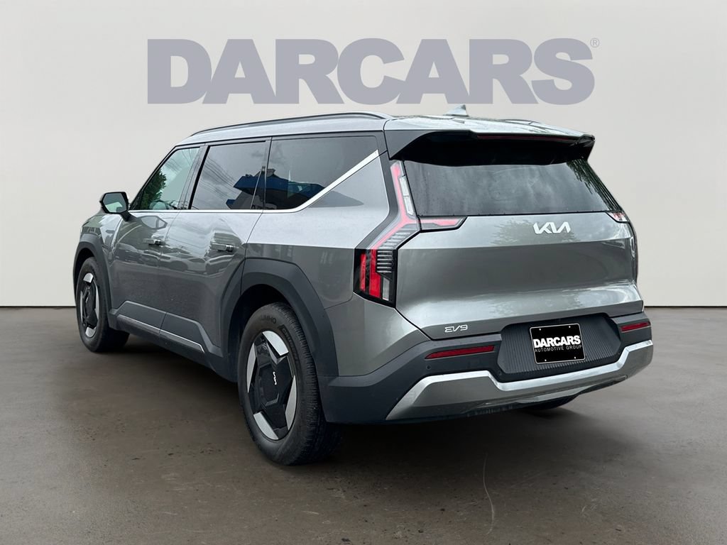 Used 2024 Kia EV9 Wind AWD/4WD image 5