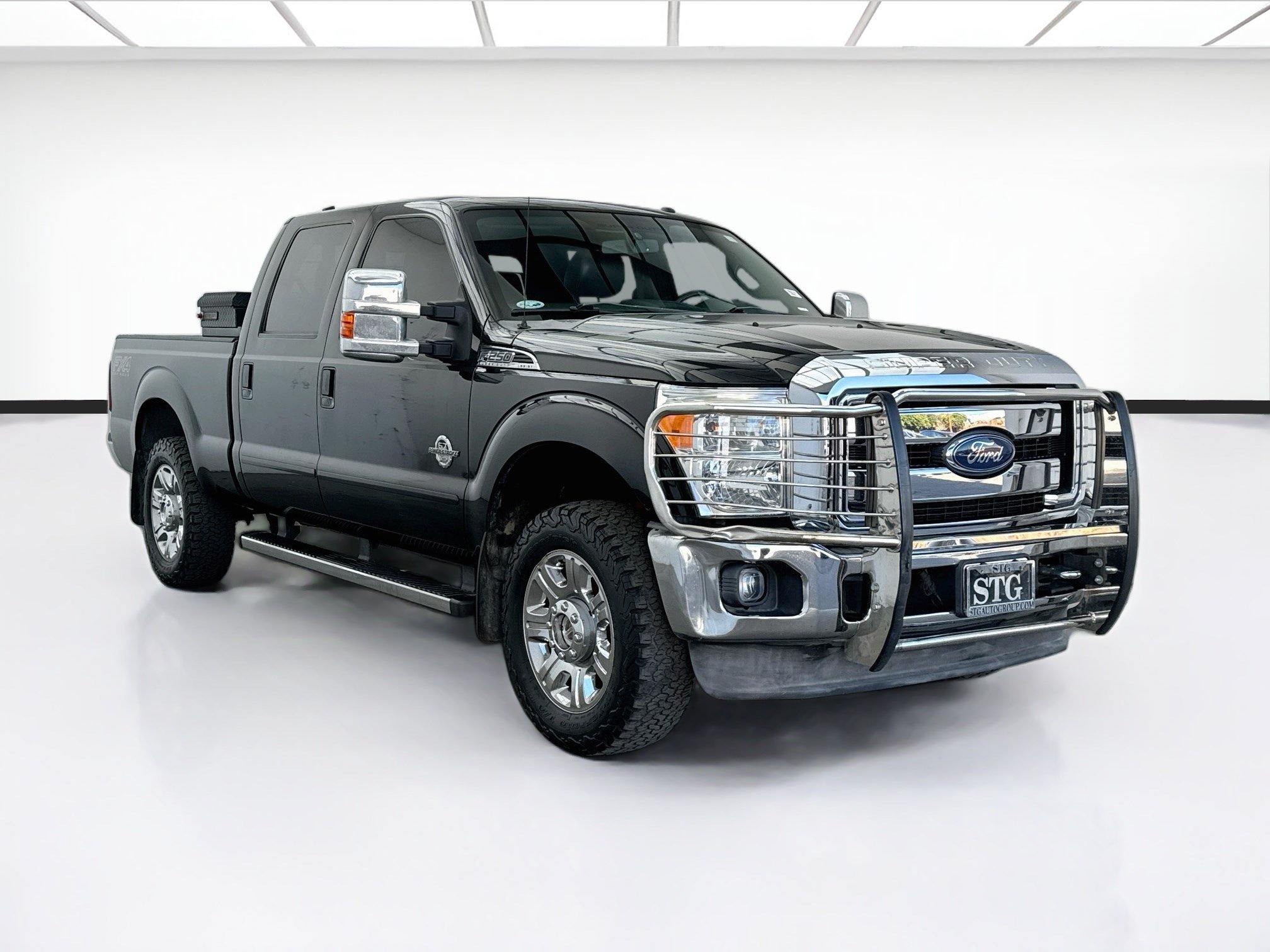 Used 2014 Ford F250 Lariat w/ Lariat Ultimate Package AWD/4WD image 3