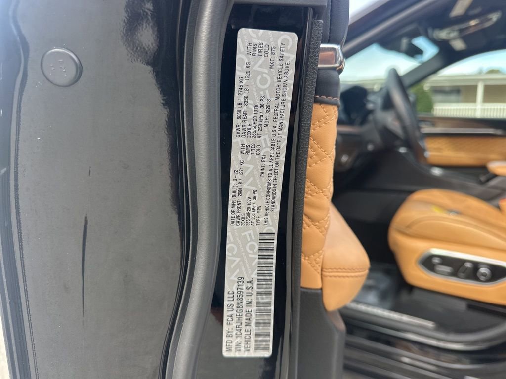 Used 2022 Jeep Grand Cherokee Summit w/ Adv Protech Group IV AWD/4WD image 38