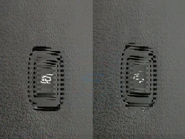 Used 2020 Chevrolet Traverse LT image 32