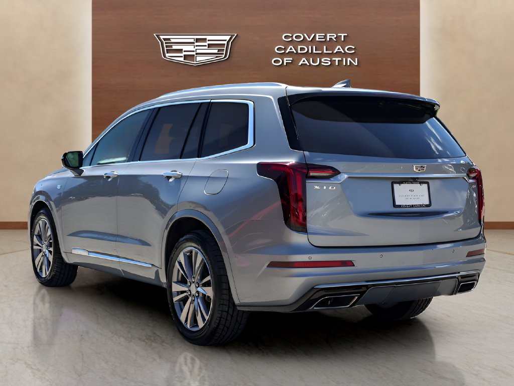 Certified 2025 Cadillac XT6 Premium Luxury FWD image 3