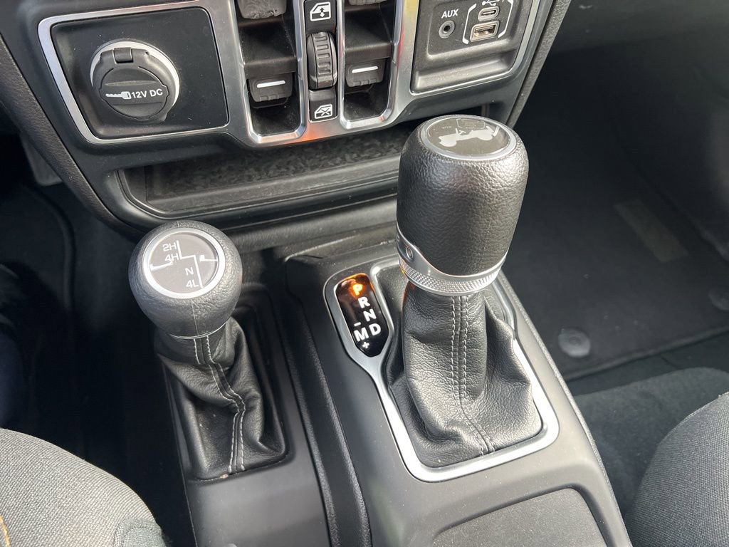 Used 2024 Jeep Wrangler Sport S image 24