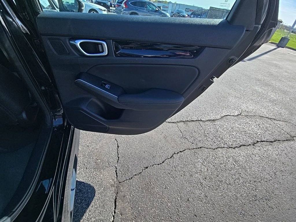 Used 2025 Honda Civic Sport Touring image 29