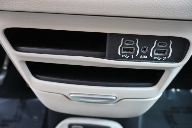 Used 2023 Chrysler Voyager LX FWD image 34