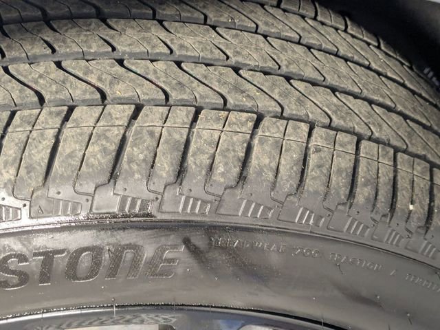 Used 2023 Chevrolet Tahoe Premier image 9