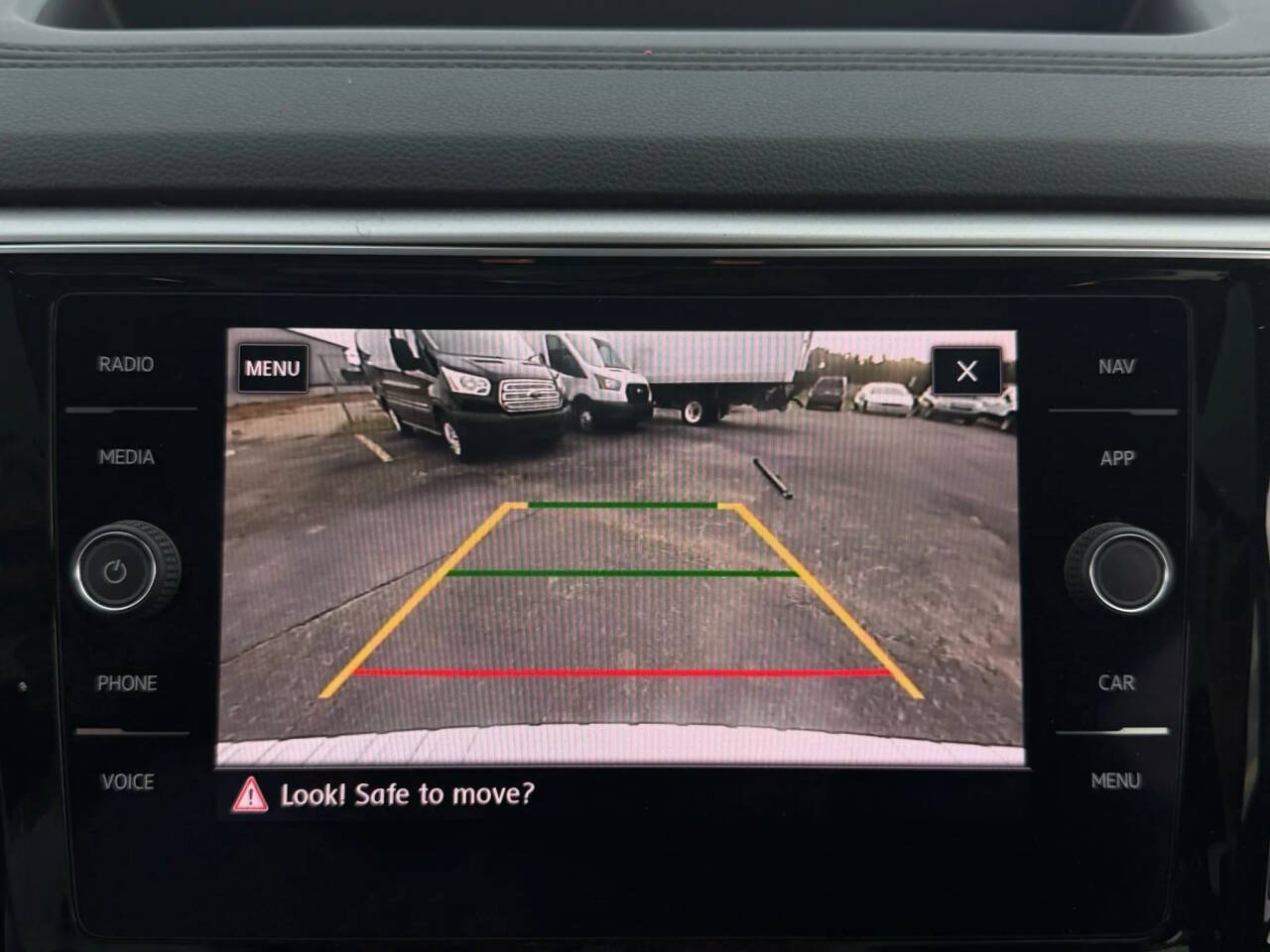 Used 2019 Volkswagen Atlas SEL AWD/4WD image 33