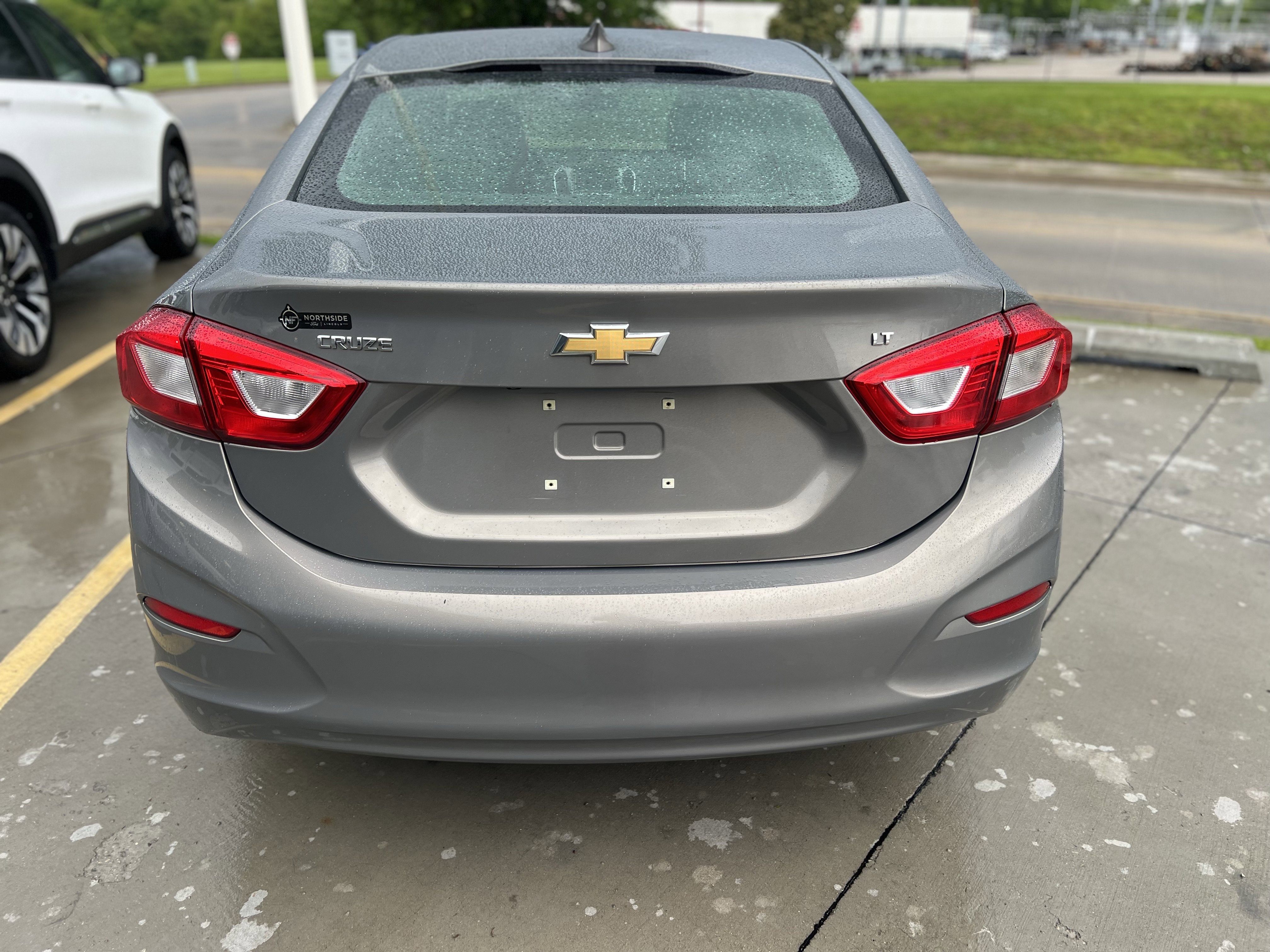 Used 2018 Chevrolet Cruze LT FWD image 5