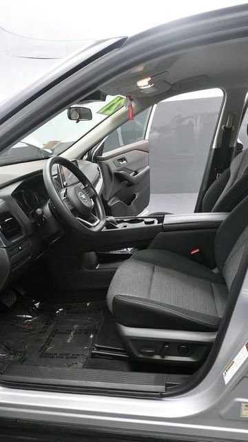 Used 2021 Nissan Rogue SV AWD/4WD image 21
