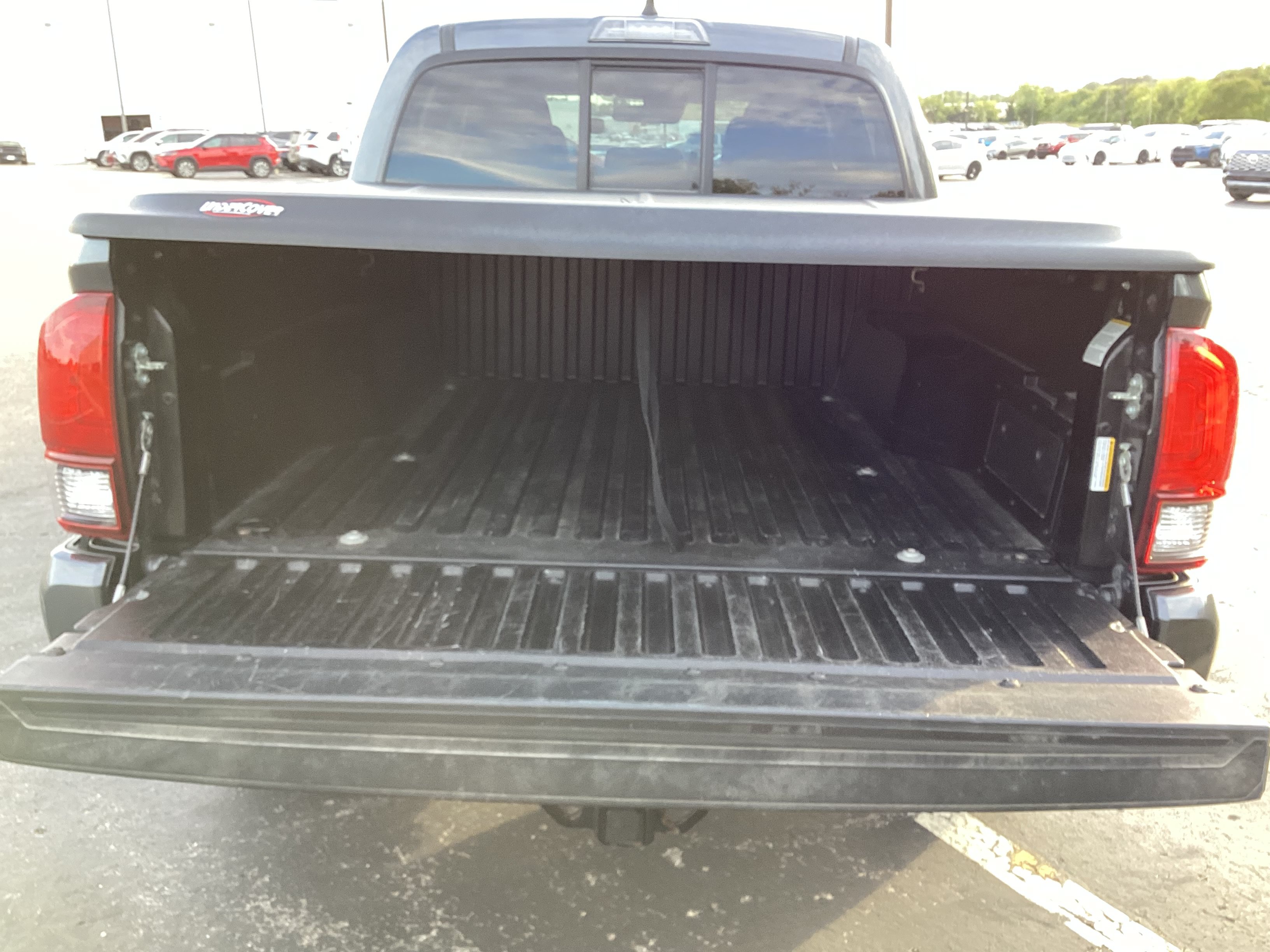 Certified 2021 Toyota Tacoma SR AWD/4WD image 19