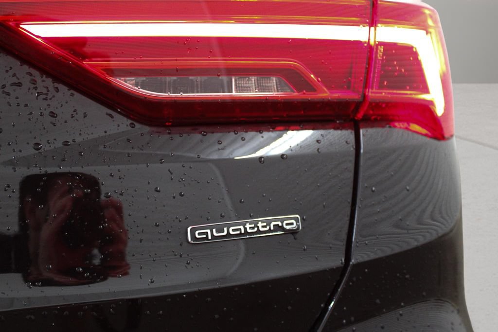 Used 2025 Audi Q3 2.0T Premium Plus AWD/4WD image 32