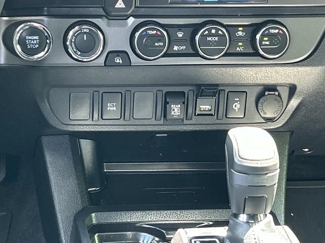 Used 2023 Toyota Tacoma TRD Sport AWD/4WD image 25