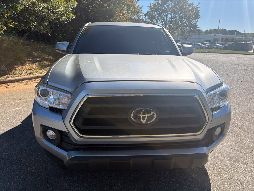 Used 2023 Toyota Tacoma SR5 RWD image 7