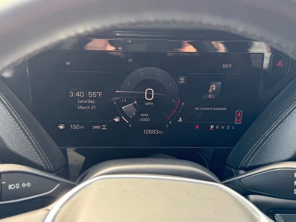 Used 2025 GMC Yukon Denali w/ Sun & Power Step Package image 15