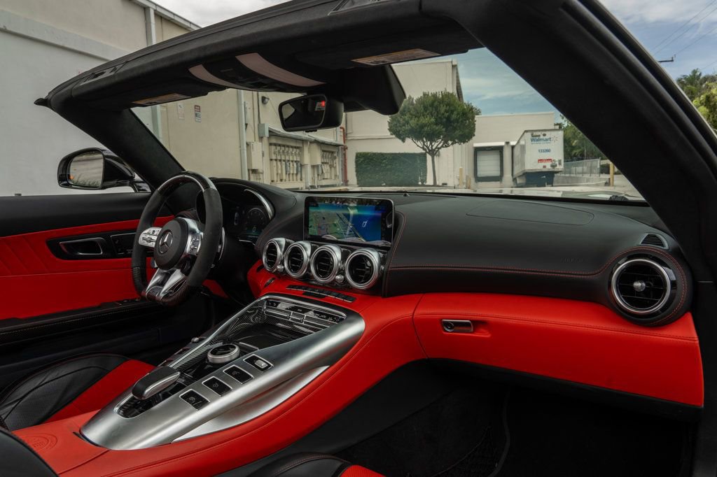 Used 2020 Mercedes-Benz AMG GT C image 23