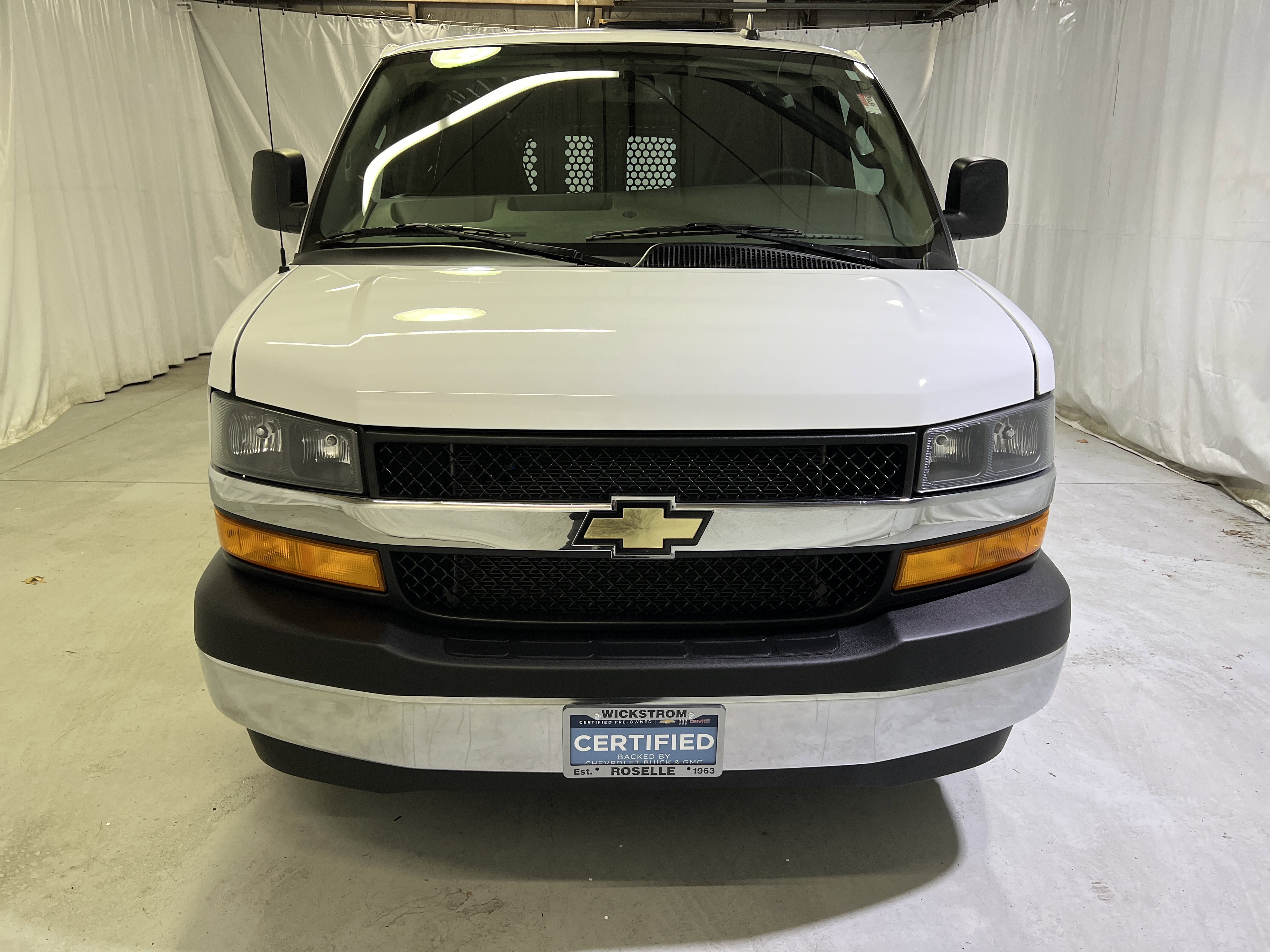 Used 2023 Chevrolet Express 2500 w/ Driver Convenience Package image 3