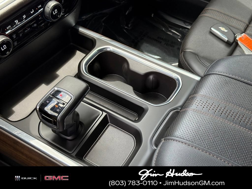 Certified 2025 Chevrolet Silverado 1500 High Country w/ High Country Premium Package AWD/4WD image 32