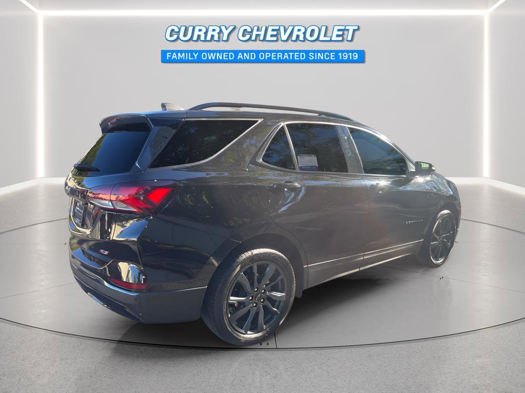 Used 2022 Chevrolet Equinox RS w/ Infotainment Package image 13