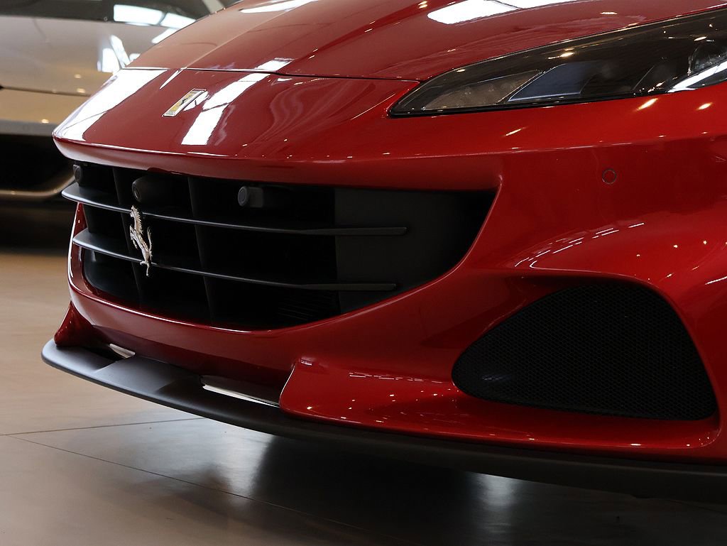 Certified 2022 Ferrari Portofino M RWD image 19