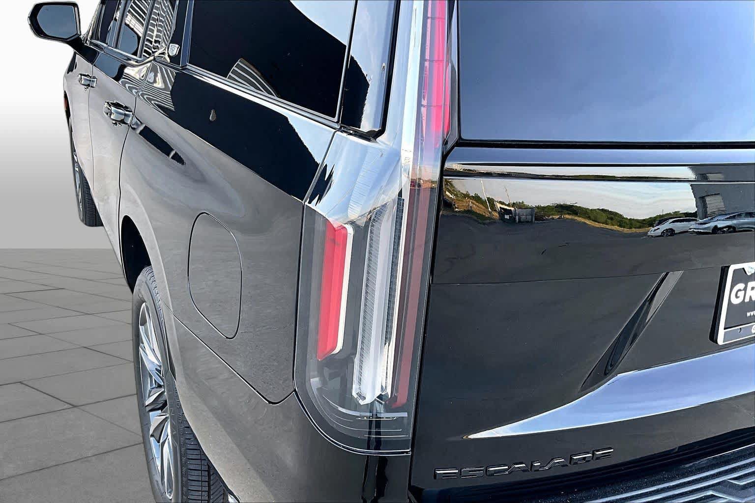 Used 2024 Cadillac Escalade Sport Platinum RWD image 25
