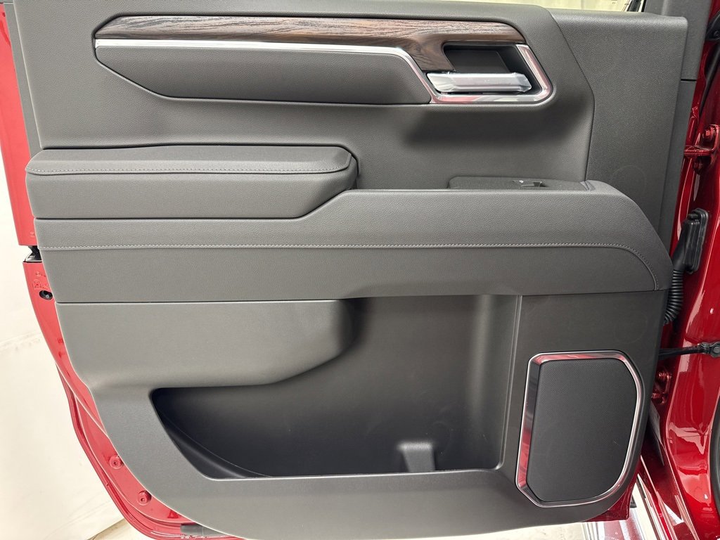 New 2026 GMC Sierra 1500 SLT w/ SLT Premium Package image 14
