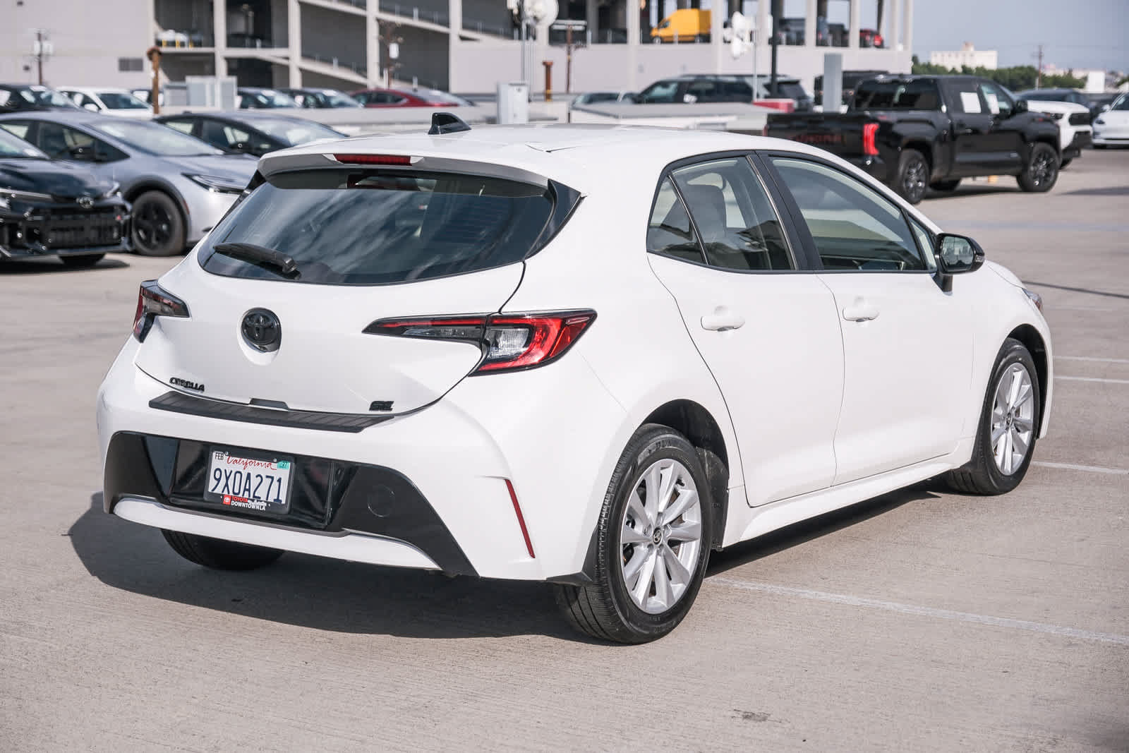 Certified 2026 Toyota Corolla SE FWD image 4