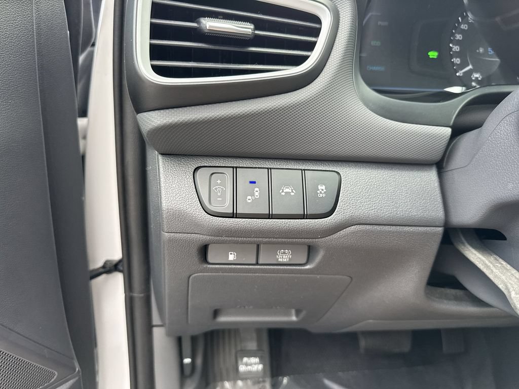 Used 2019 Hyundai Ioniq Limited FWD image 56