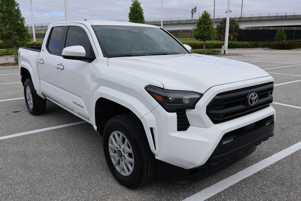 Certified 2025 Toyota Tacoma SR5 RWD image 6