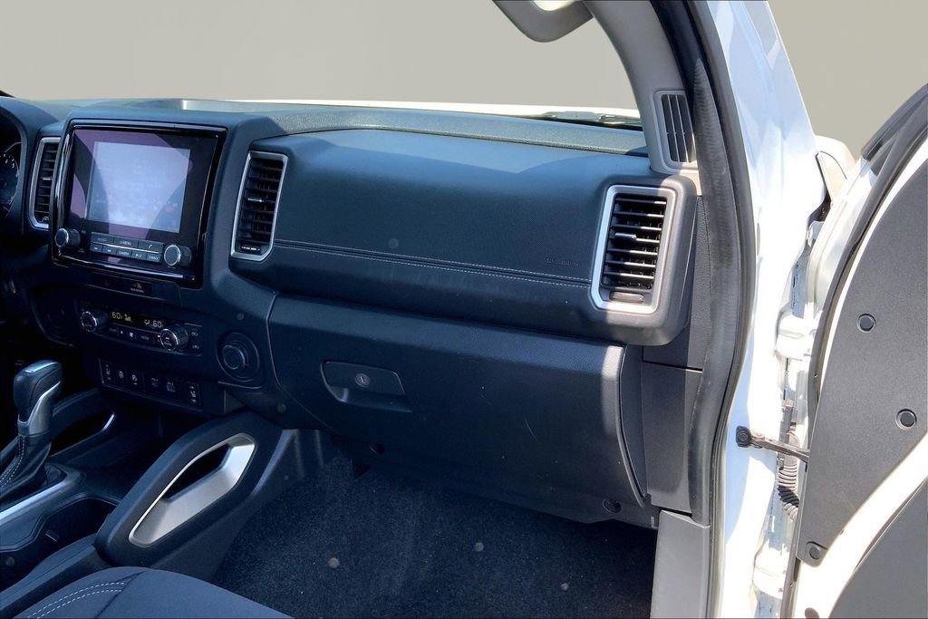 Used 2022 Nissan Frontier SV RWD image 18