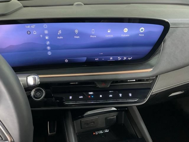 Used 2025 Buick Envision Sport Touring AWD/4WD image 22