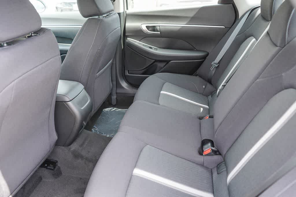 New 2026 Hyundai Sonata SE FWD image 16
