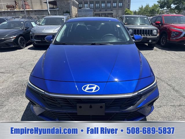 Certified 2024 Hyundai Elantra SEL FWD image 9
