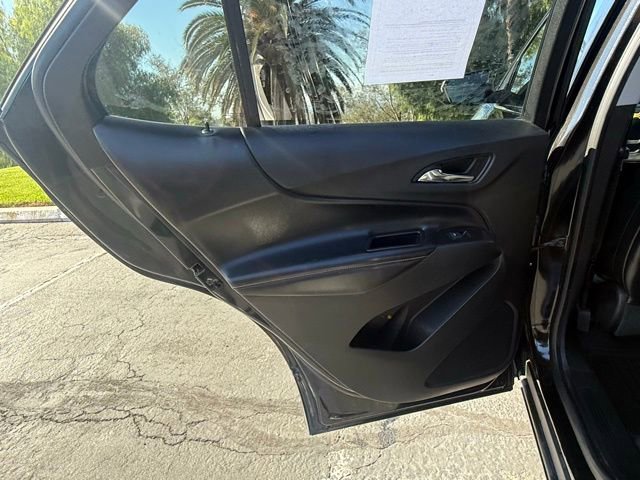 Used 2018 Chevrolet Equinox Premier image 11