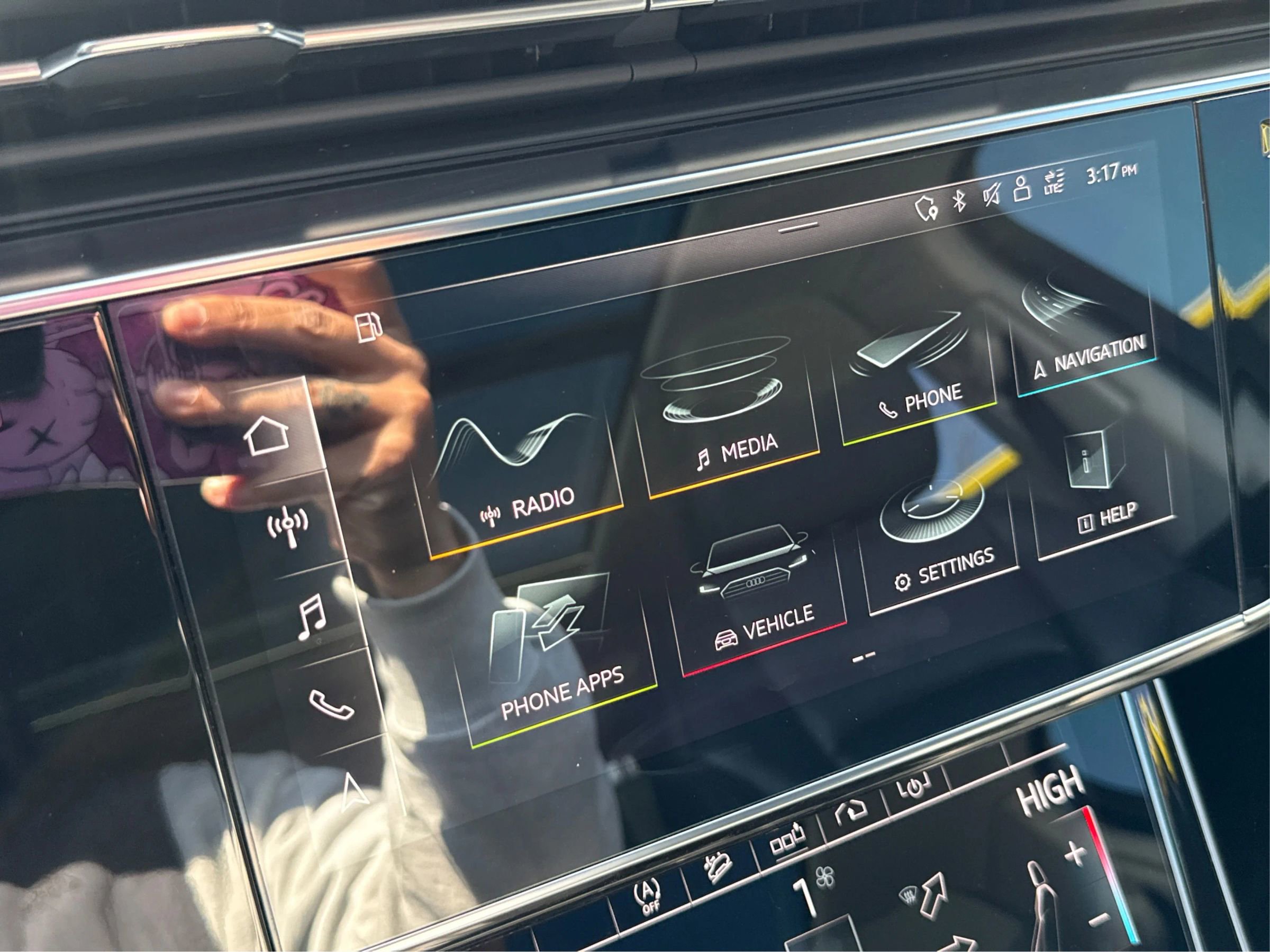 Used 2020 Audi Q7 3.0T Premium Plus image 13