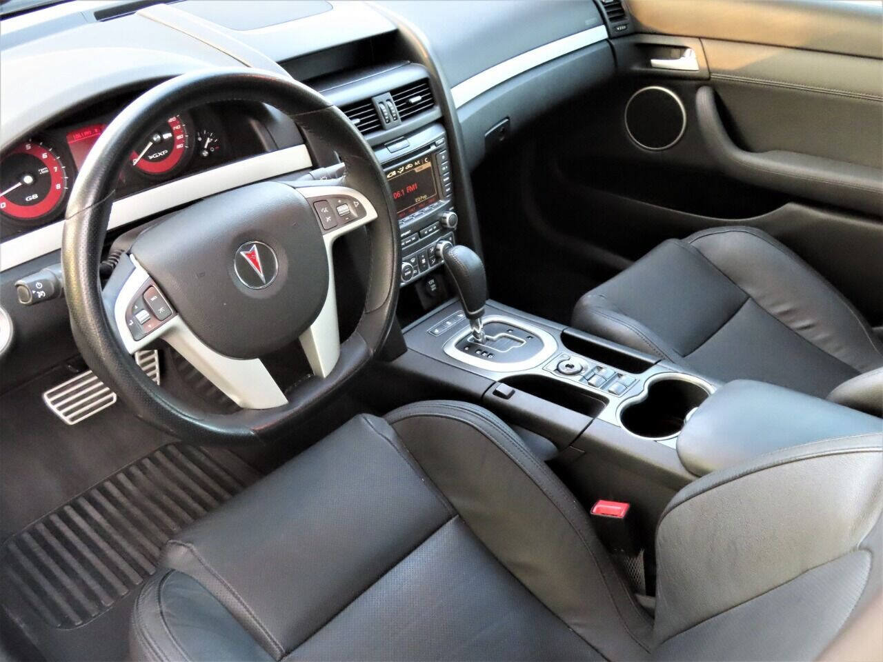 Used 2009 Pontiac G8 GXP RWD image 20