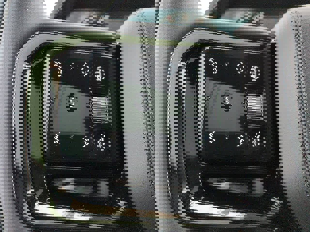 New 2026 Land Rover Range Rover Sport Dynamic SE image 25