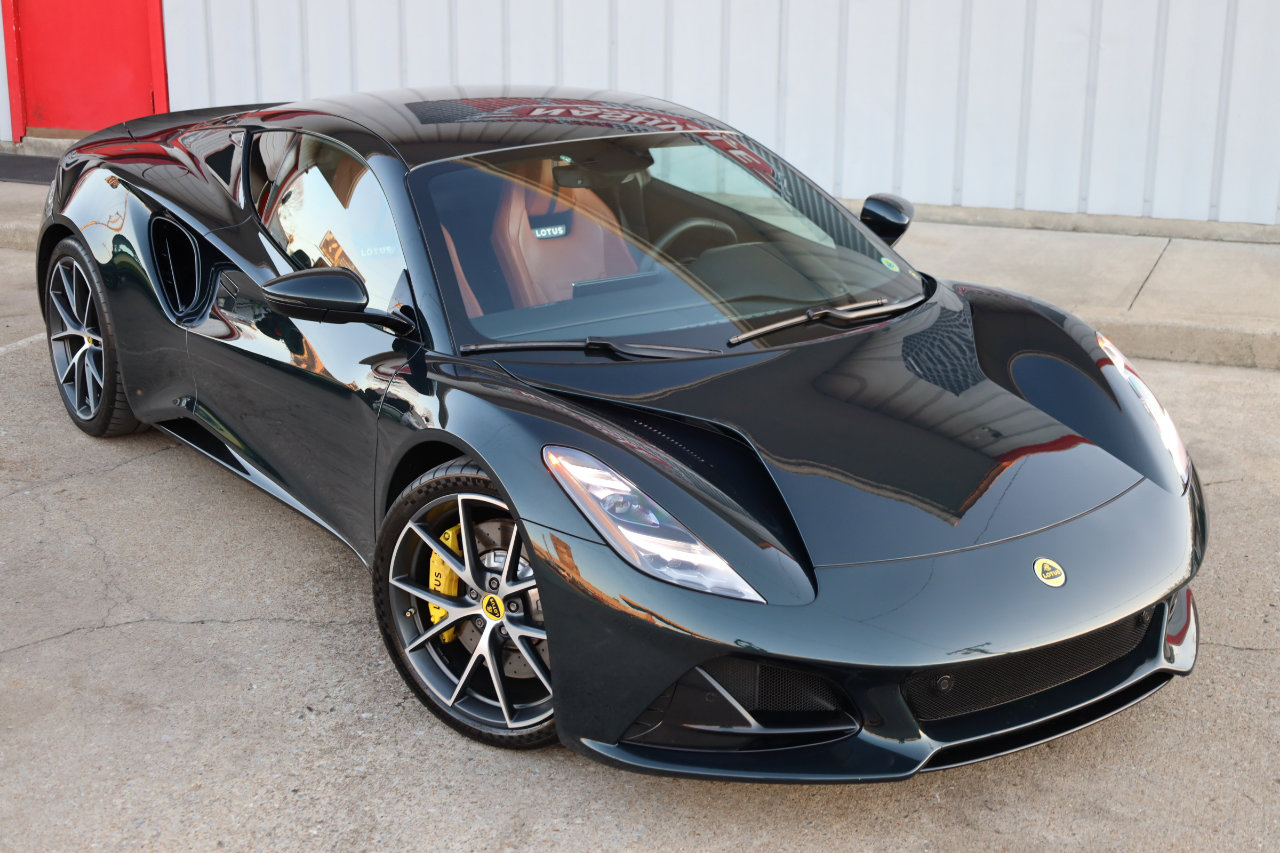 Used 2024 Lotus Emira First Edition image 4