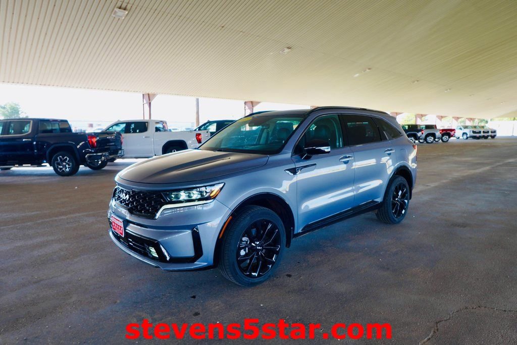 Used 2023 Kia Sorento SX image 2