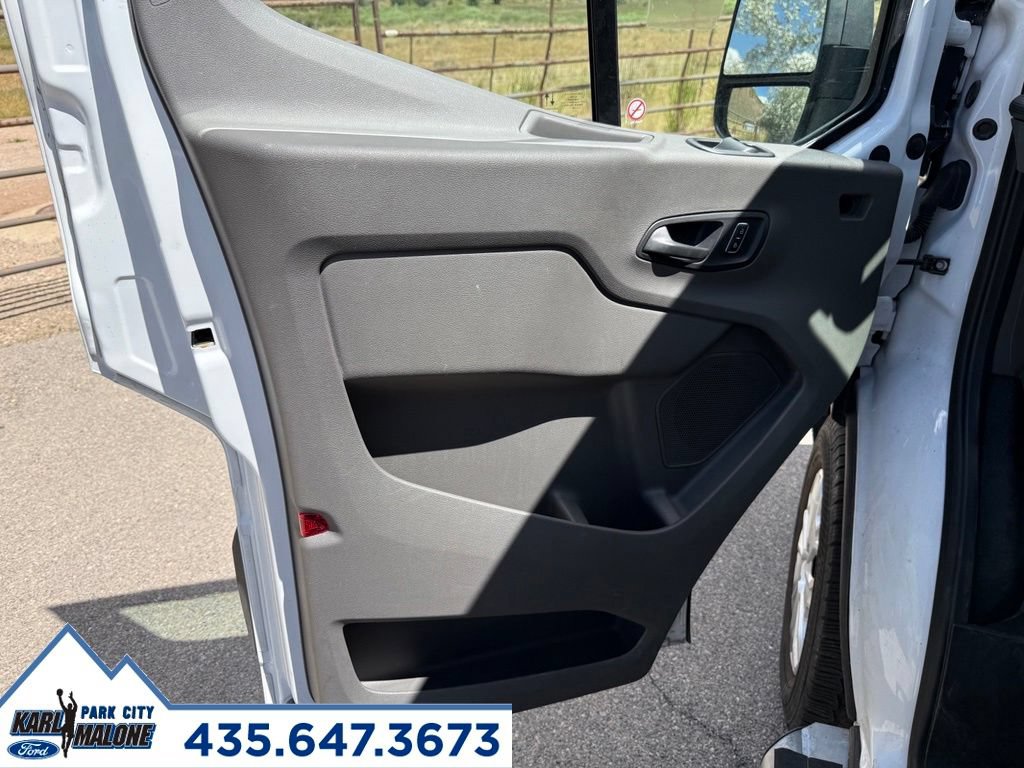 Used 2025 Ford Transit 250 Low Roof w/ Exterior Upgrade Package RWD image 12