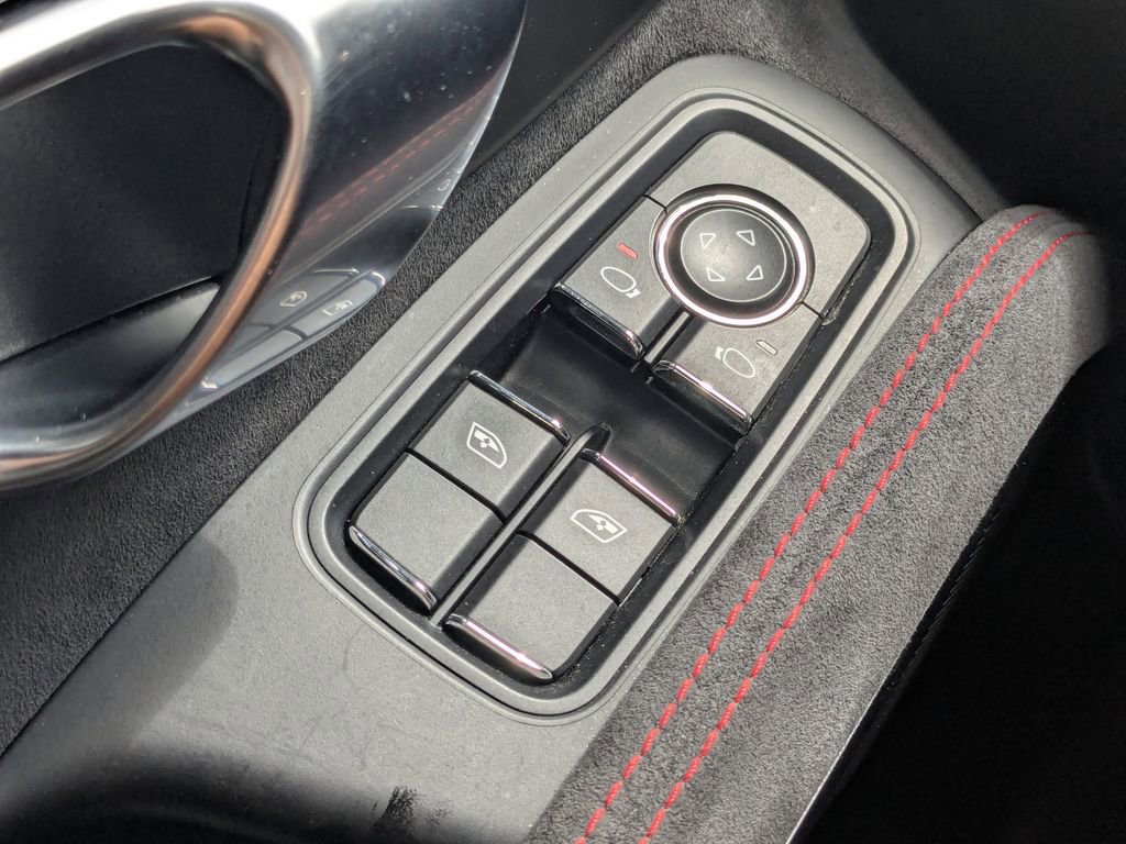 Used 2018 Porsche 718 Boxster GTS image 9