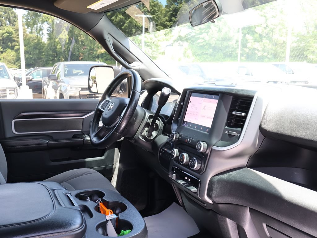Used 2022 RAM 2500 Big Horn AWD/4WD image 32